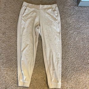Athleta, size 14, cream textured jogger